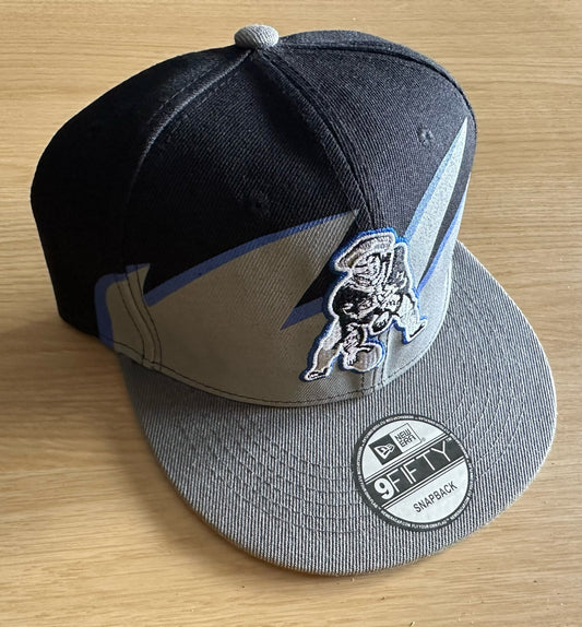 New England Patriots  NFL 2 Tone SnapBack Baseball Cap Multicolour New With Sticker