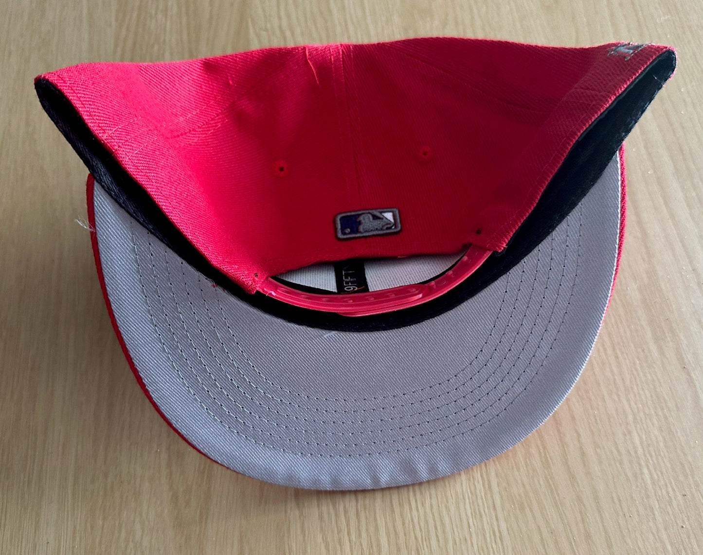 LA Angels MLB SnapBack Baseball Cap Multicolour New With Sitcker