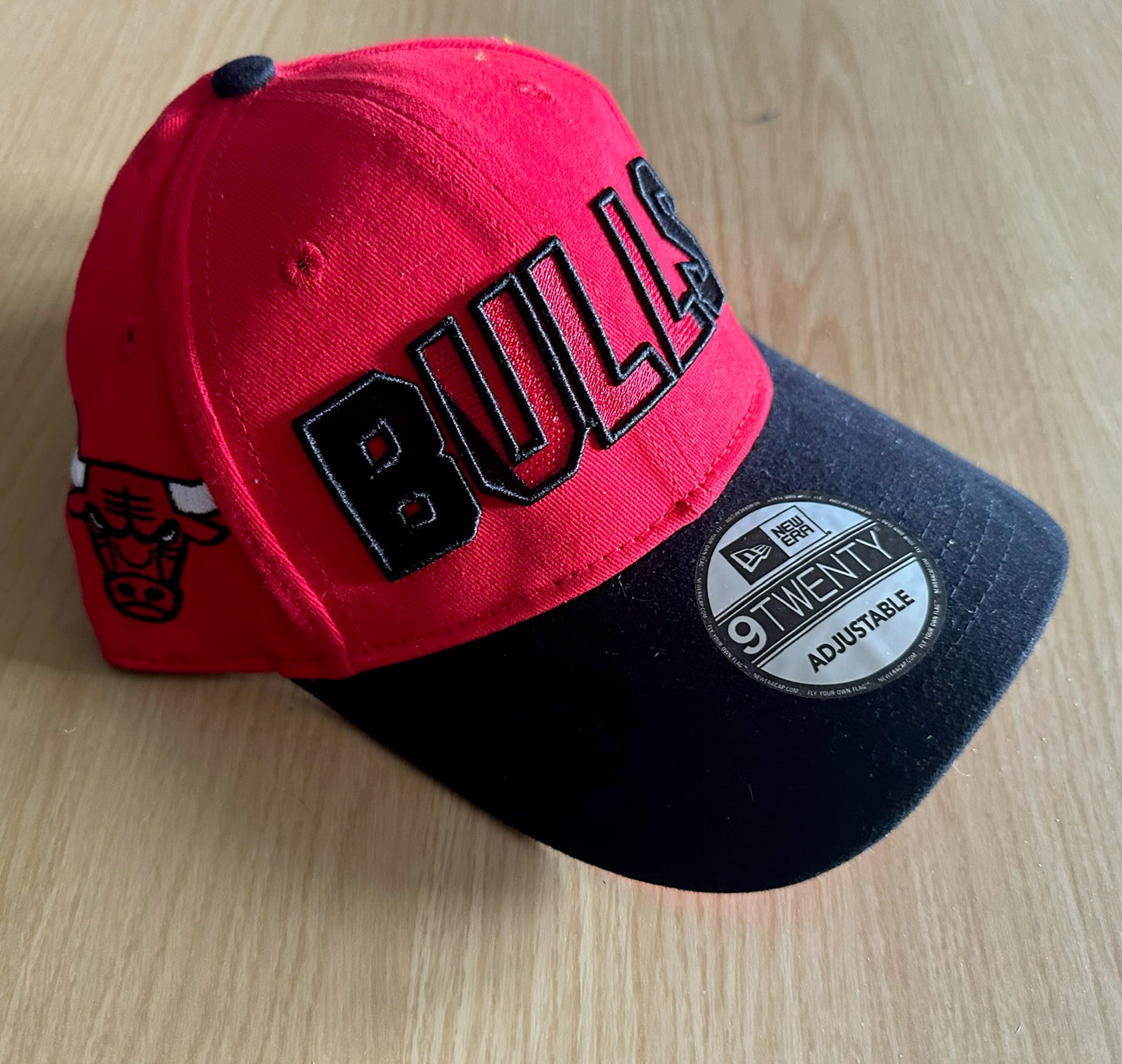 Chicago Bulls NBA Baseball Cap Multicolour New With Sticker