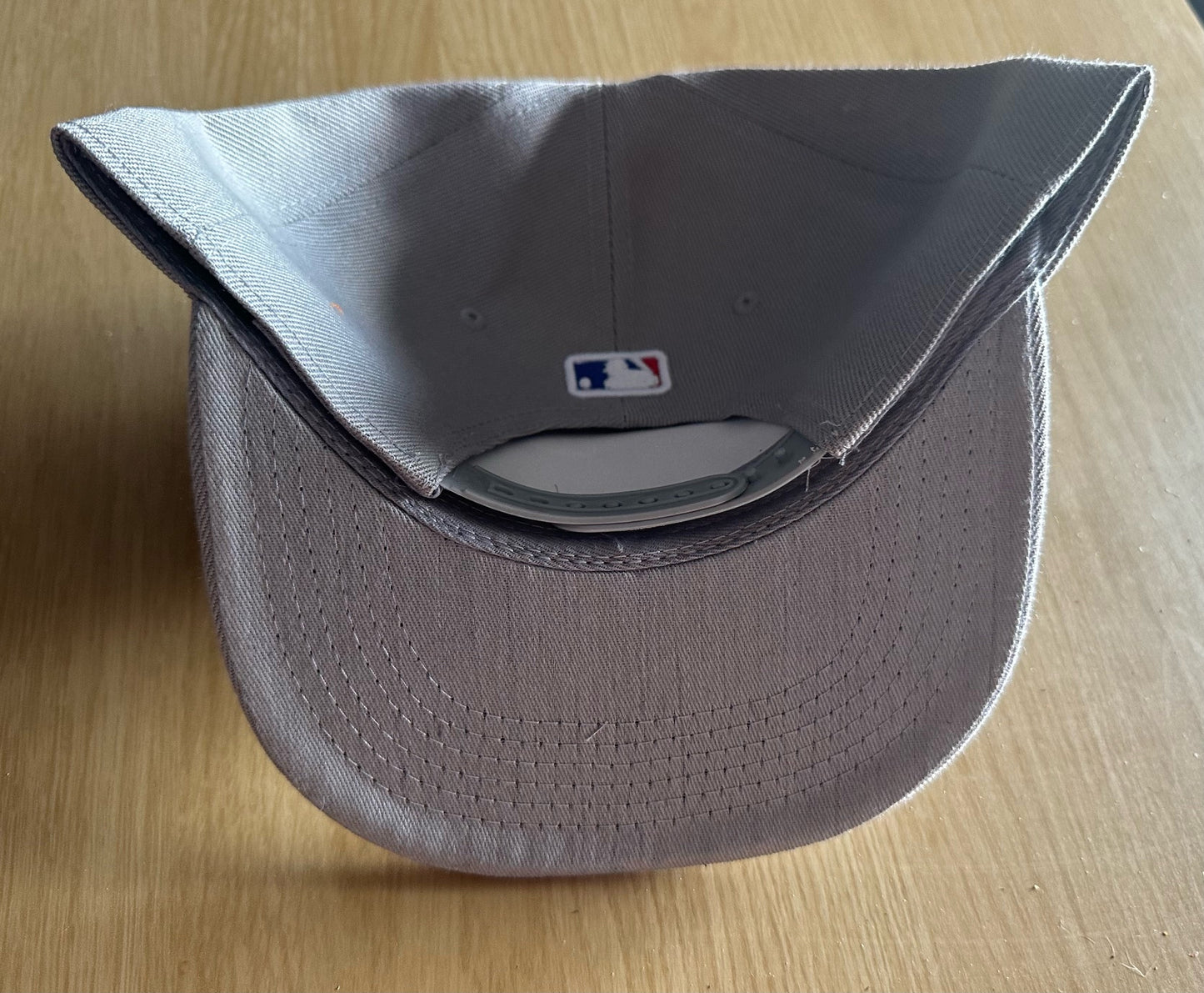 Los Angeles LA Dodgers MLB SnapBack Baseball Cap Multicolour New With Sitcker