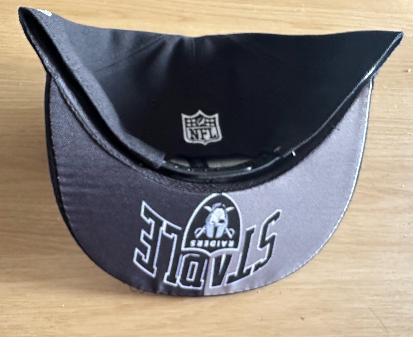 Las Vegas Raiders NFL SnapBack Baseball Cap Multicolour New With Sticker