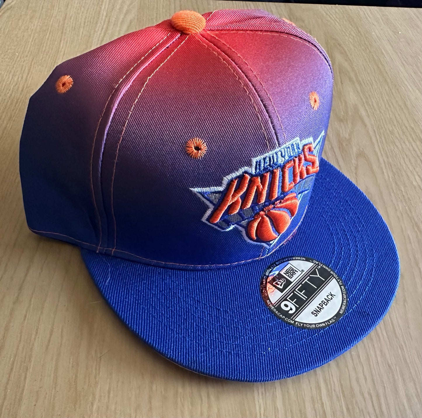 New York Knicks NBA SnapBack Baseball Cap Multicolour New With Sticker