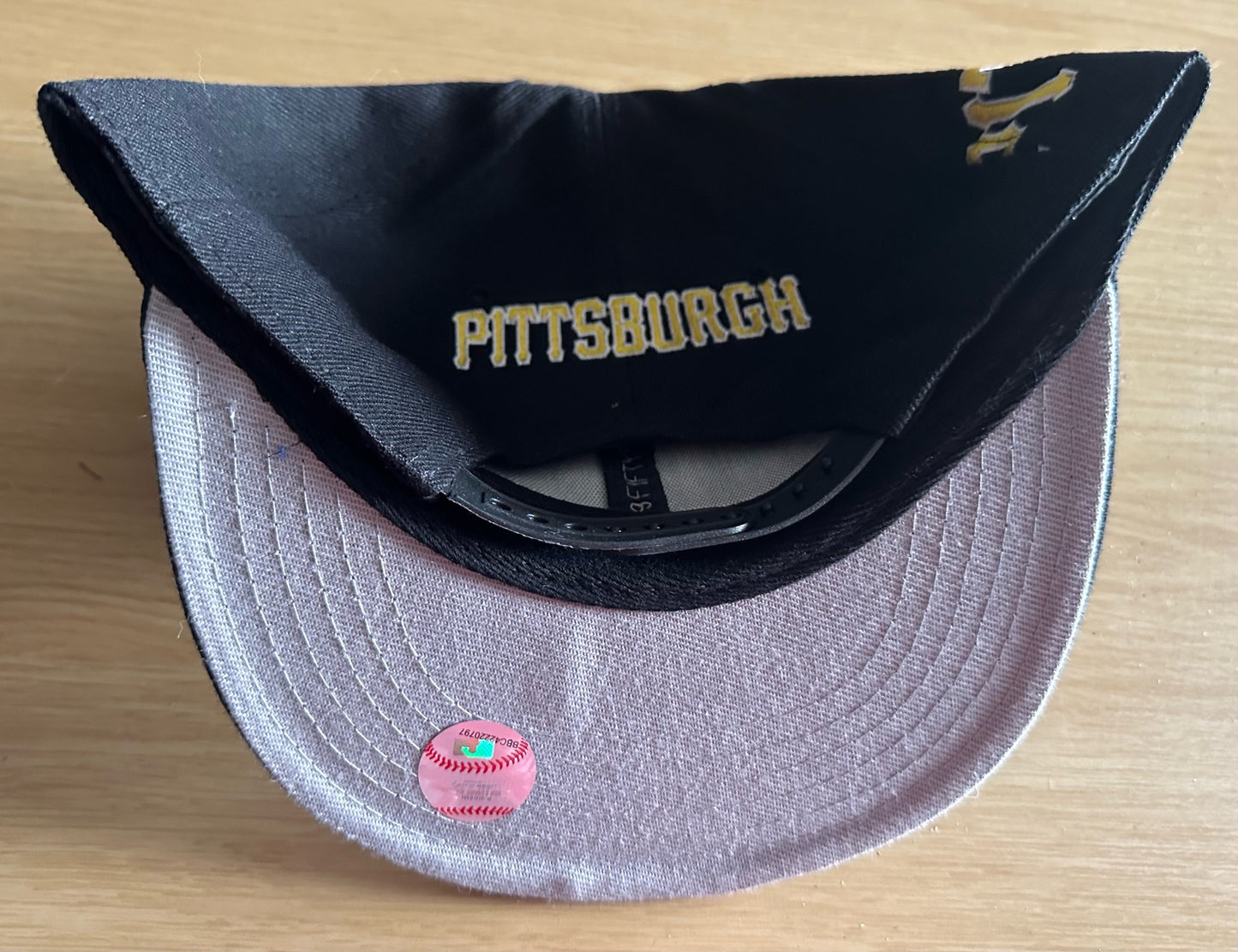 Pittsburgh Pirates MLB SnapBack Baseball Cap Multicolour New With Sticker