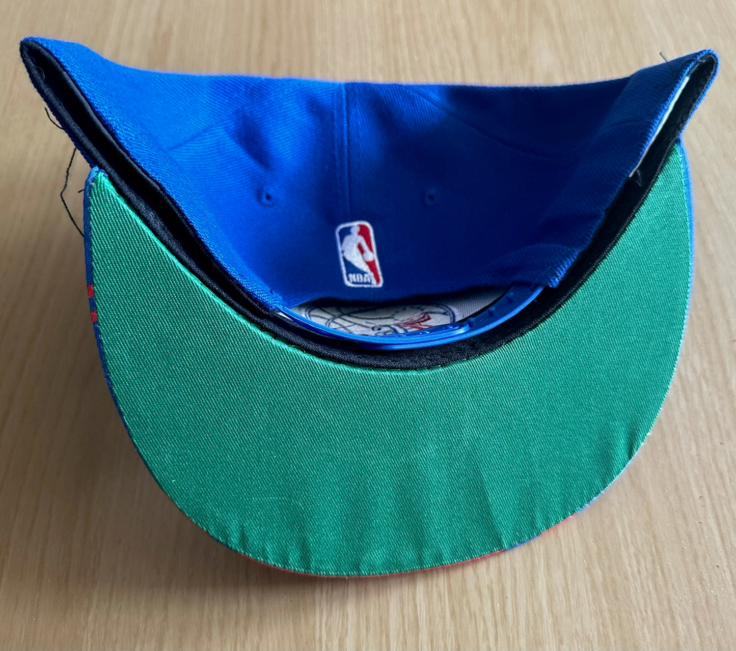 Philadelphia 76ers NBA SnapBack Baseball Cap Multicolour New With Sticker