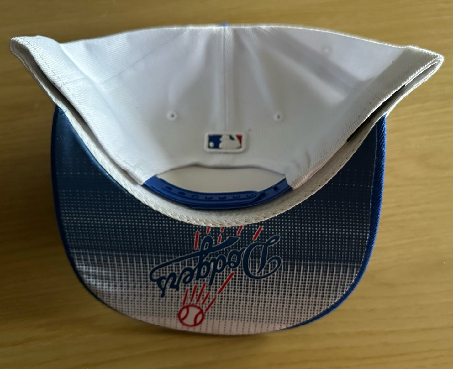 Los Angeles LA Dodgers MLB SnapBack Baseball Cap Multicolour New With Sticker