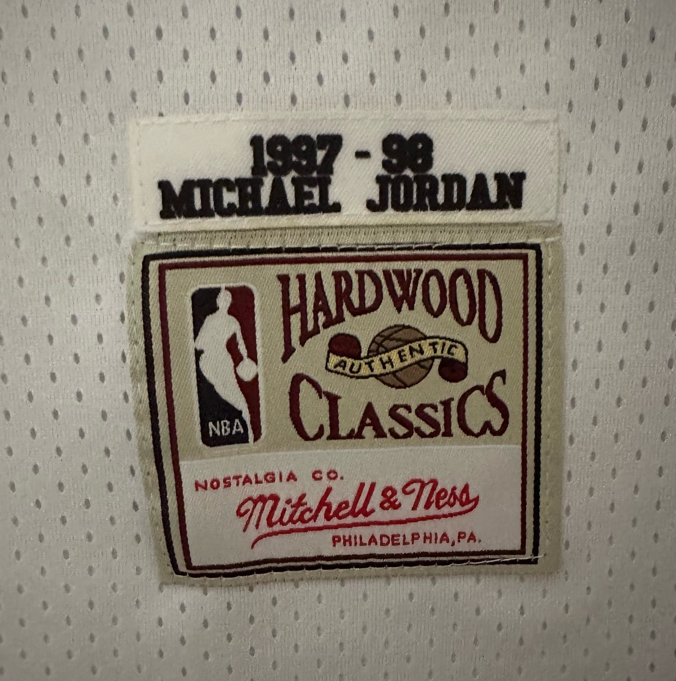 Chicago Bulls NBA Hardwood Classics Basketball Vest Large Jordan 23 White