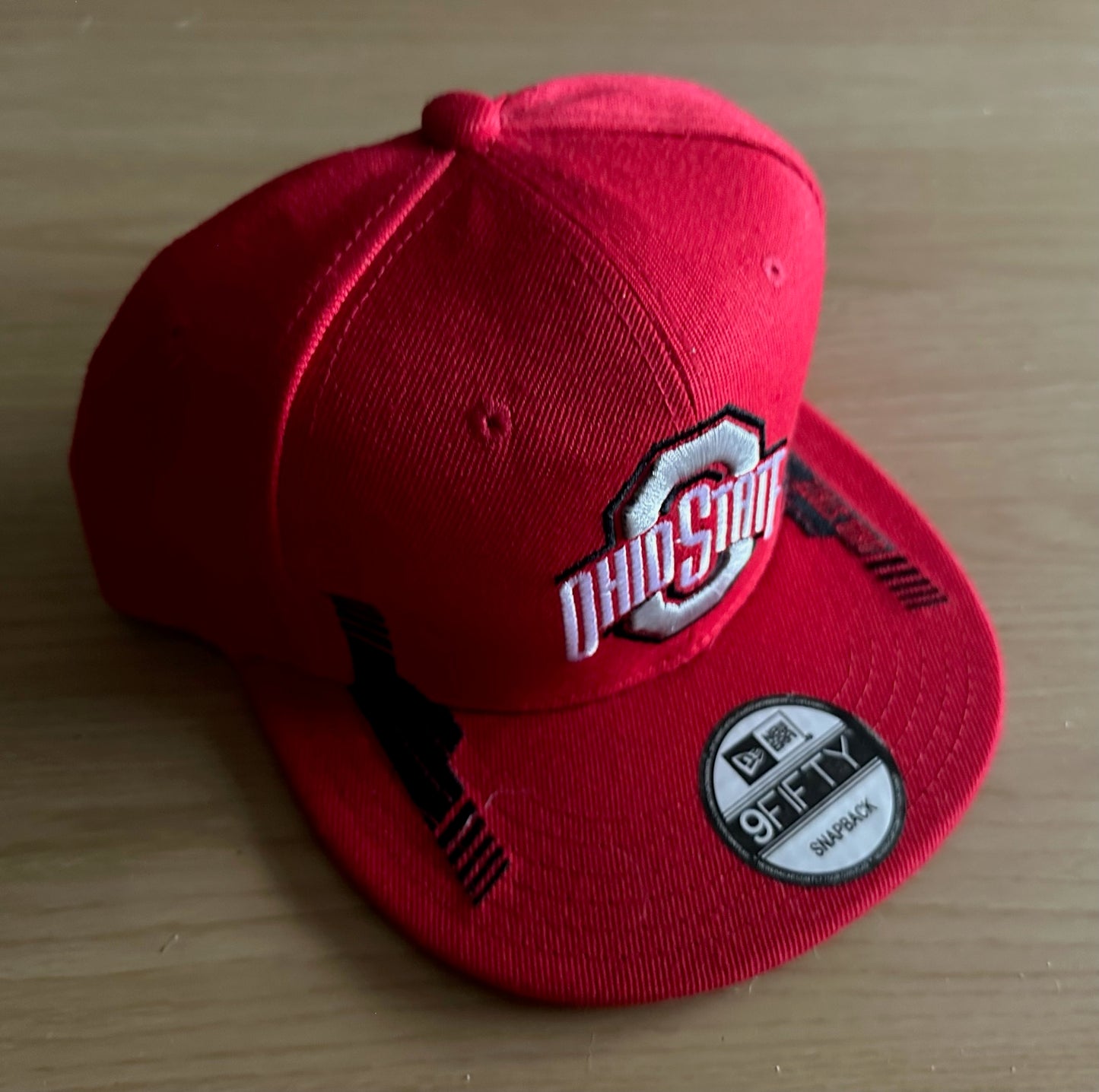 Ohio State Buckeyes NCAA SnapBack Baseball Cap Multicolour New With Sticker