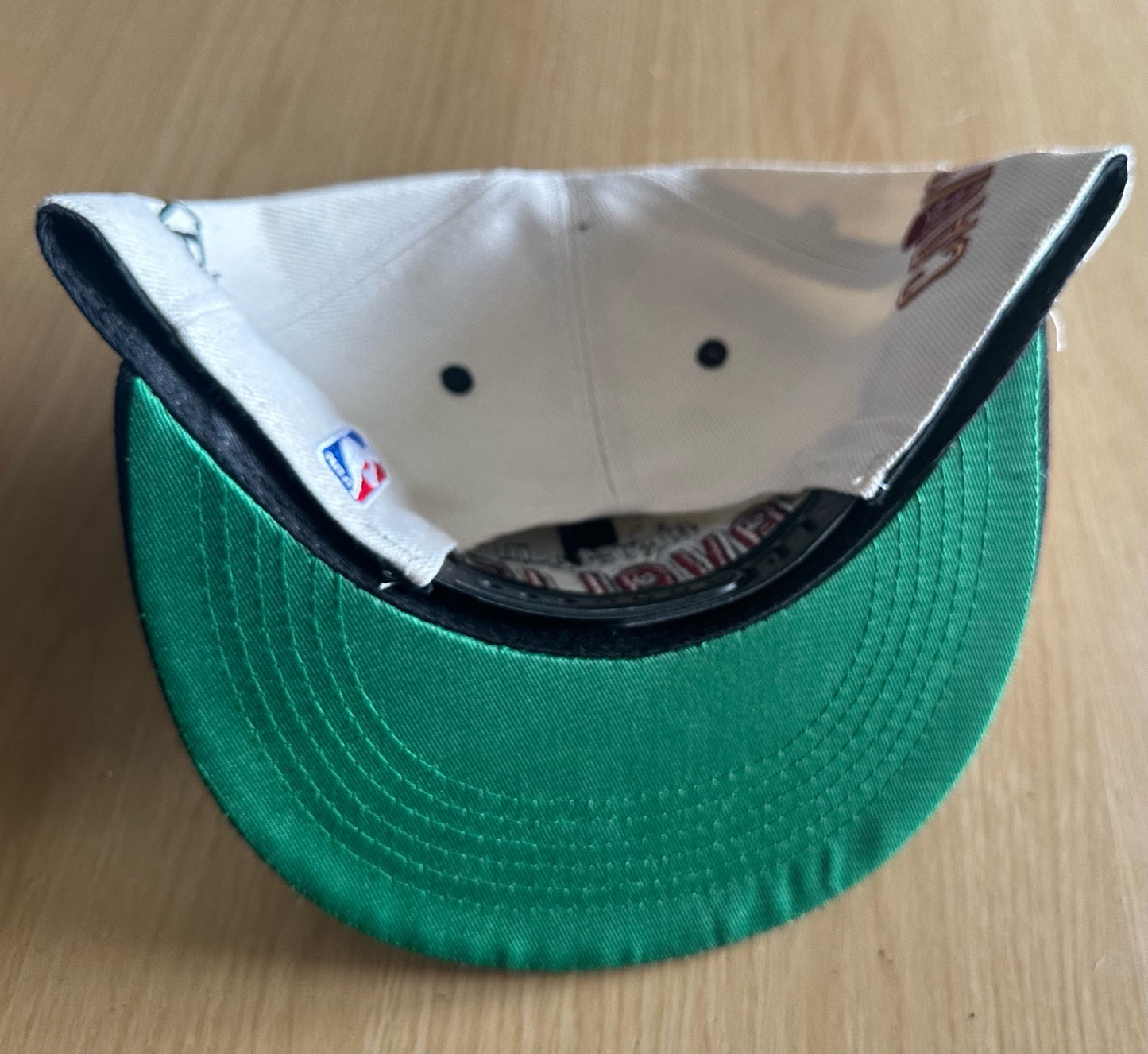 Cleveland Cavaliers NBA SnapBack Baseball Cap Multicolour New With Sticker