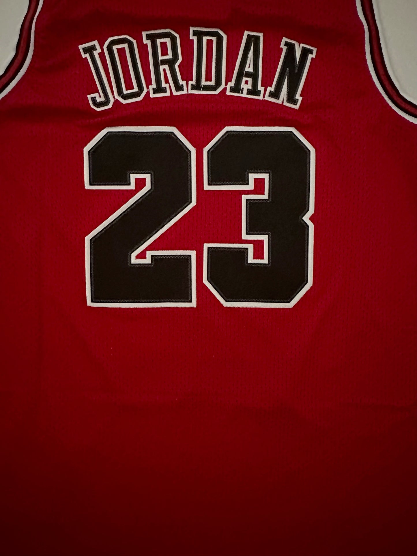 Chicago Bulls NBA Hardwood Classics Basketball Vest Large Jordan 23 Red