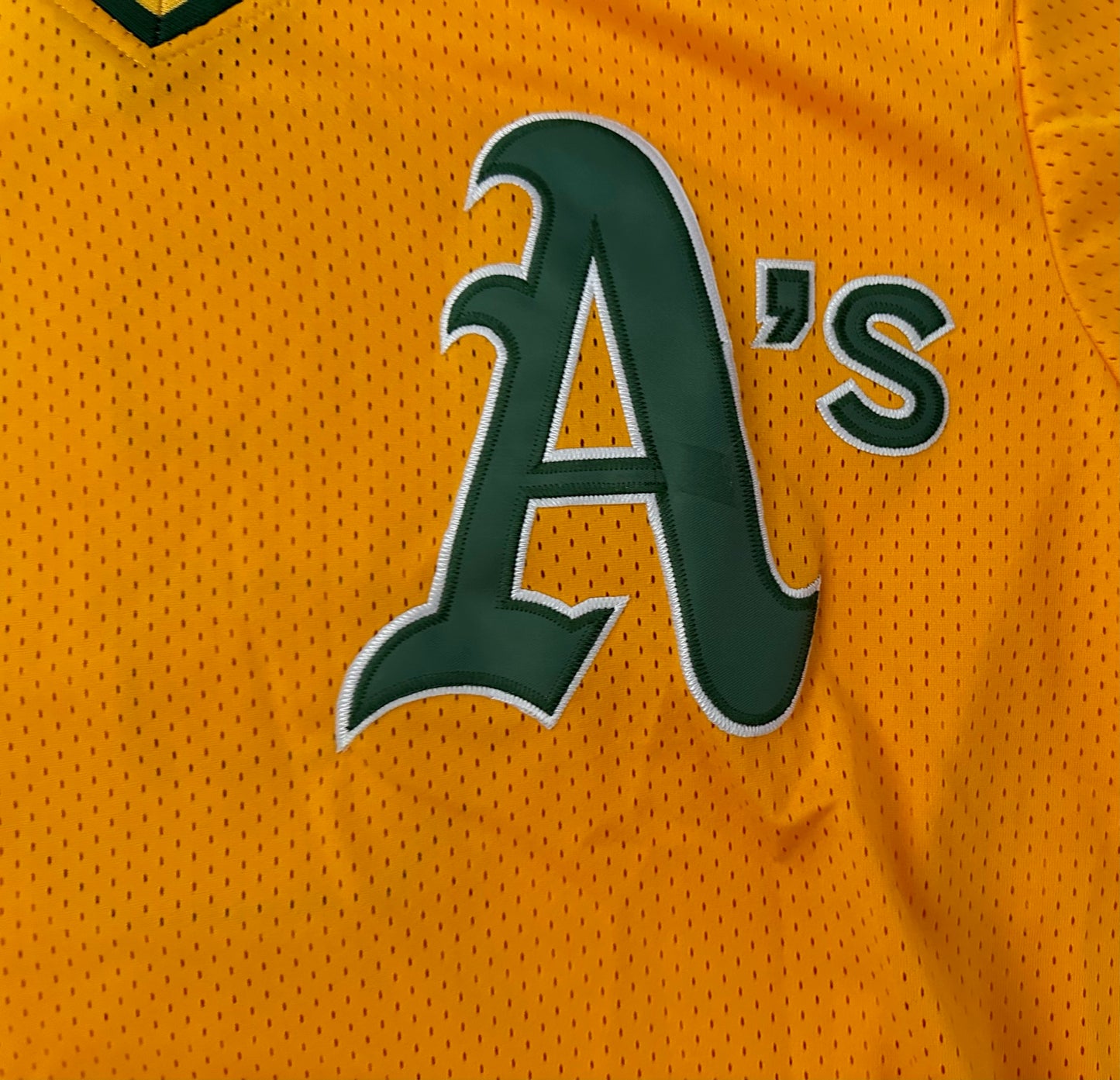 Oakland A's Athletics MLB Baseball Shirt Large Jackson 9 Yellow