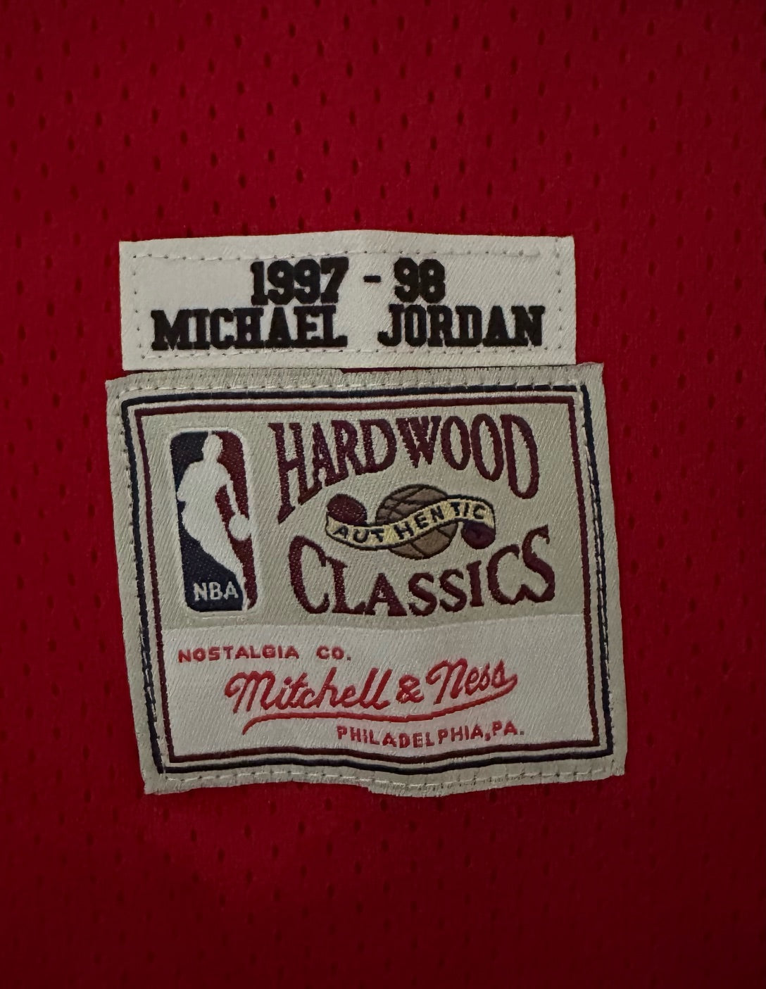 Chicago Bulls NBA Hardwood Classics Basketball Vest Large Jordan 23 Red