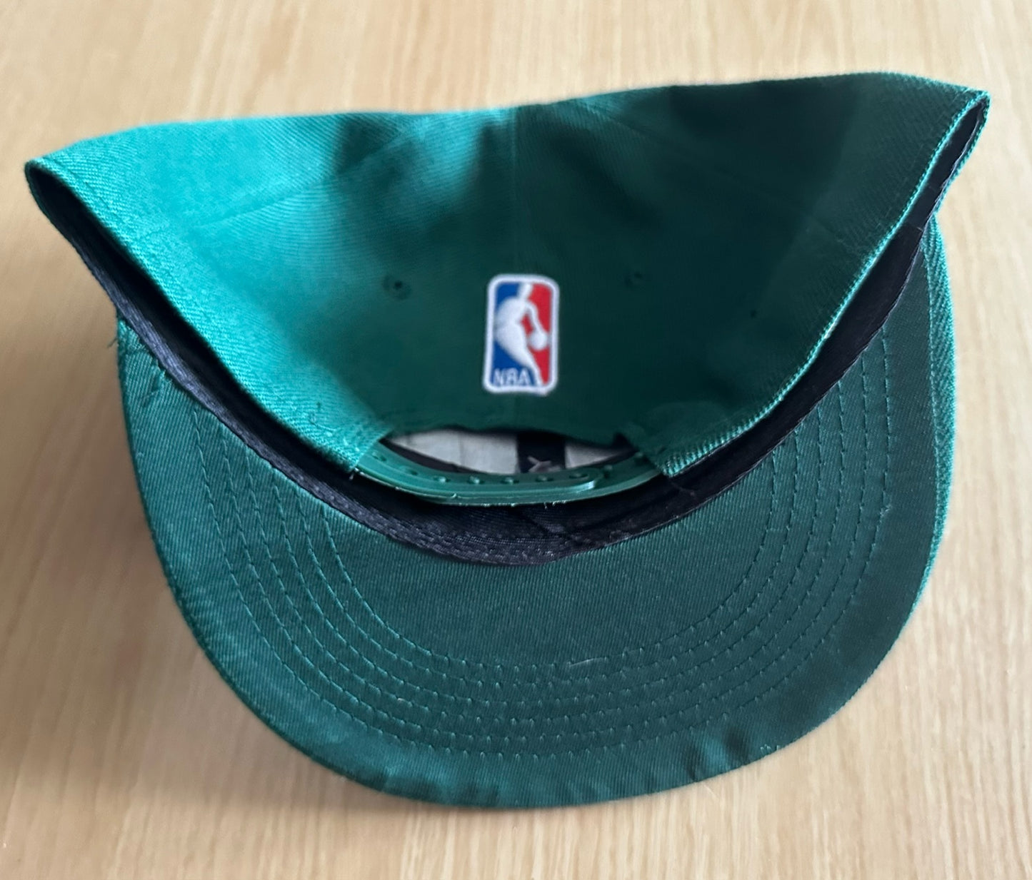 Milwaukee Bucks NBA SnapBack Baseball Cap Multicolour New With Sticker