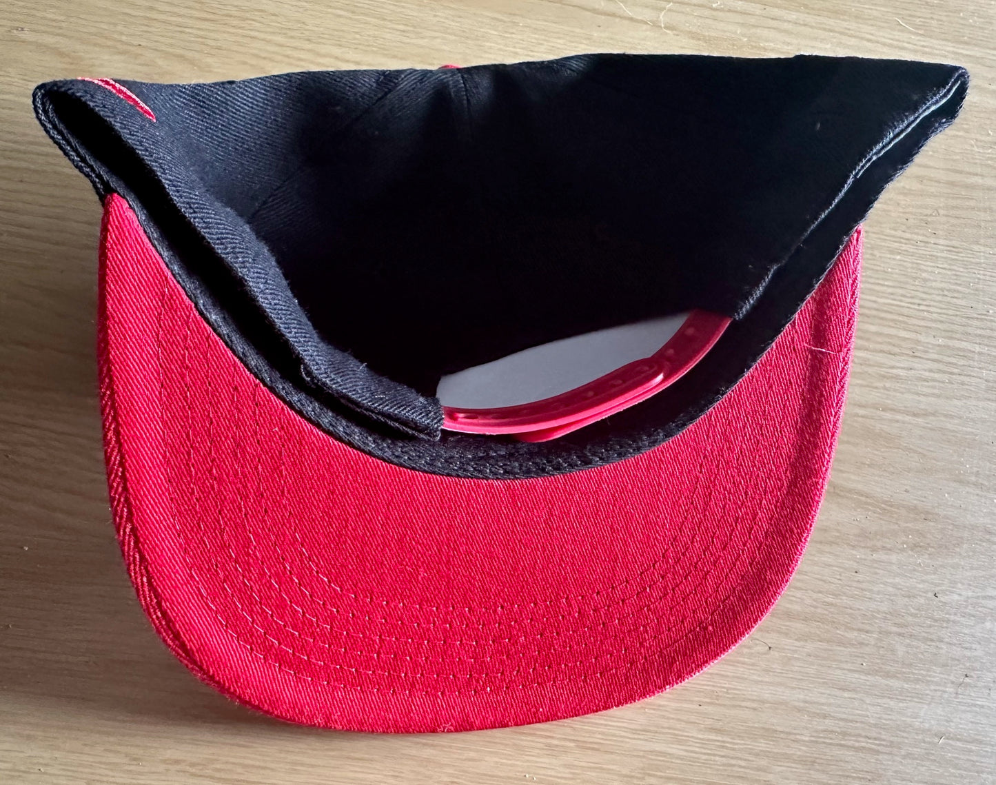 Cleveland Guardians MLB SnapBack Baseball Cap Multicolour New With Sticker