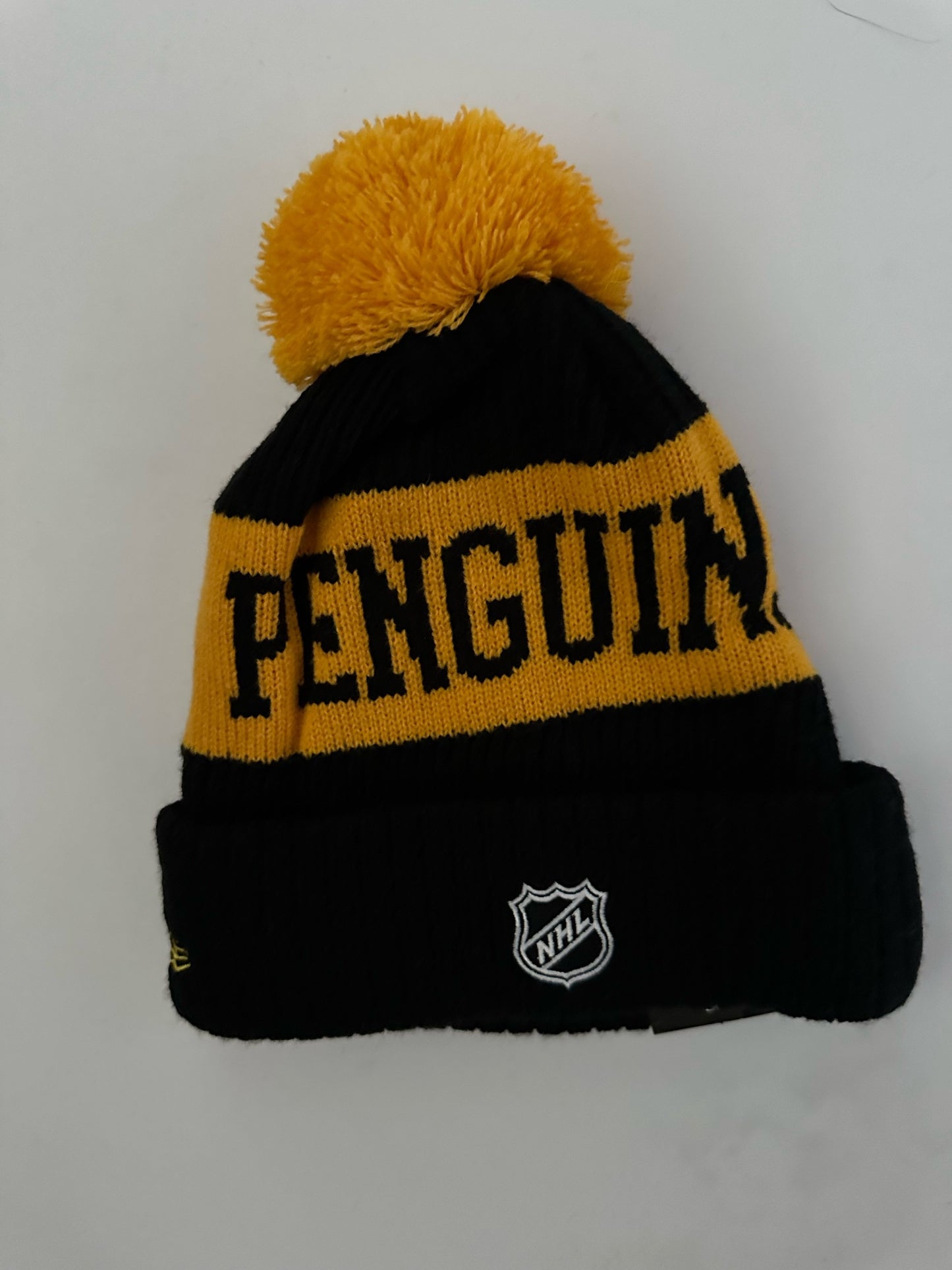 Pittsburgh Penguins NHL Bobble Beanie Multi Colour With Tags on