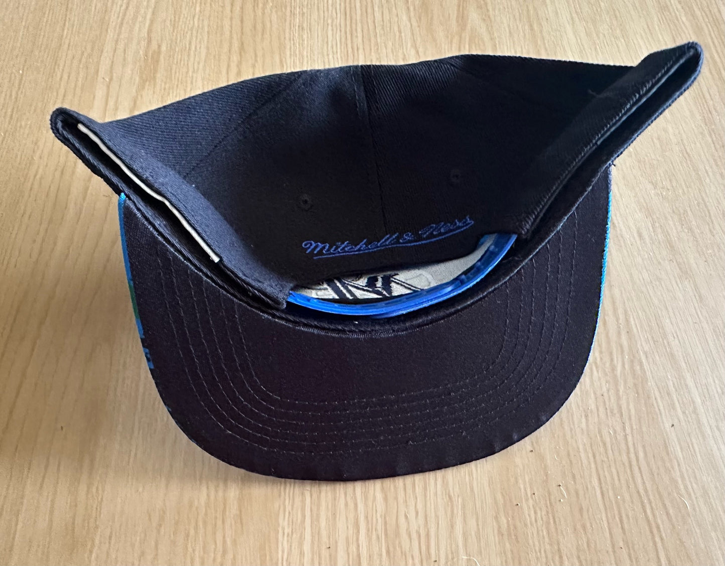 Dallas Mavericks NBA SnapBack Baseball Cap Multicolour New With Sticker