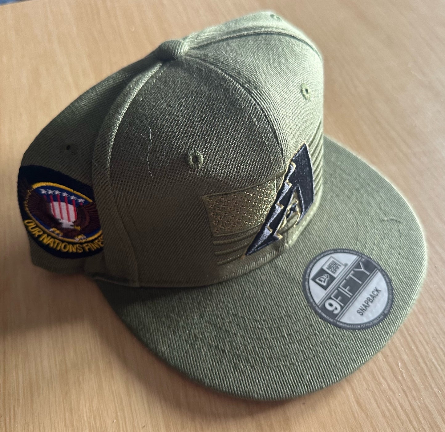 Arizona Diamondbacks Army MLB SnapBack Baseball Cap Multicolour New With Sitcker