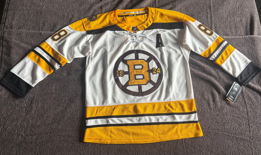 Boston Bruins Vintage NHL Shirt Size Large Pastrnak 88 A Black & Yellow