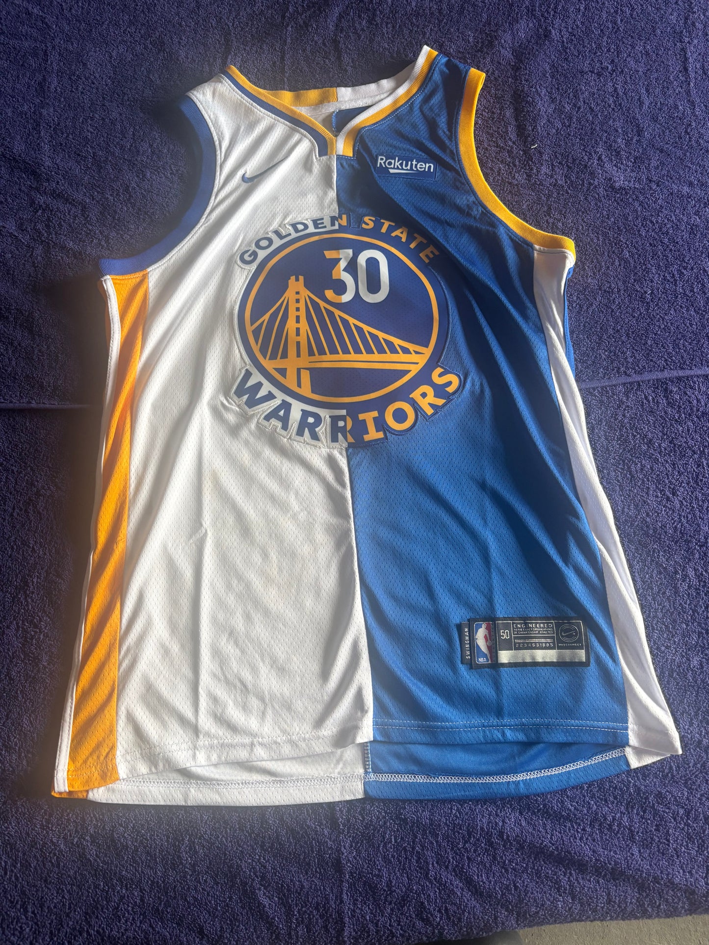 Golden State Warrior NBA 1/2 & 1/2 Basketball Vest Large Curry 30 Blue White
