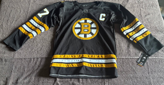 Boston Bruins Vintage NHL Shirt Size Large Bergeron 37 C Black & Yellow