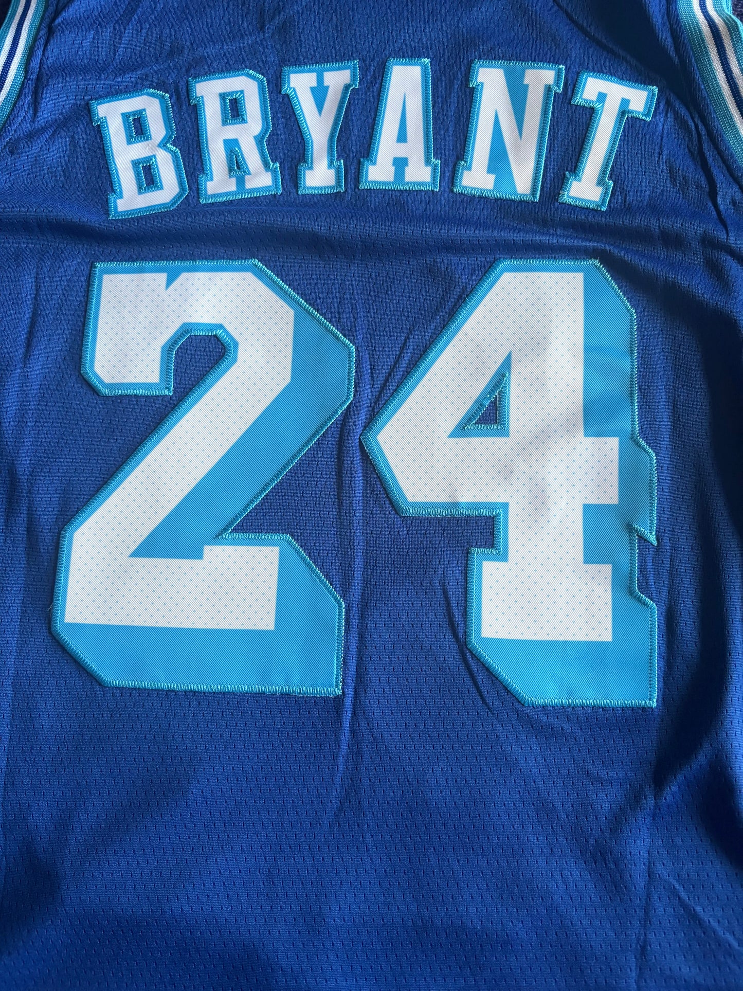 Los Angeles Lakers Basketball Vest Large Bryant 24