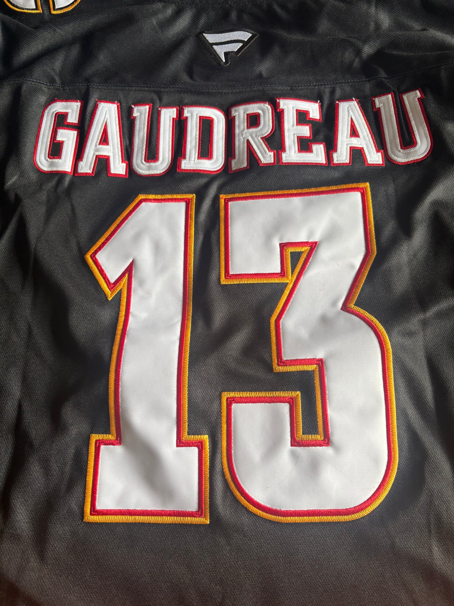 Calgary Flames NHL Shirt Size 52 Black Red Gaudreau 13