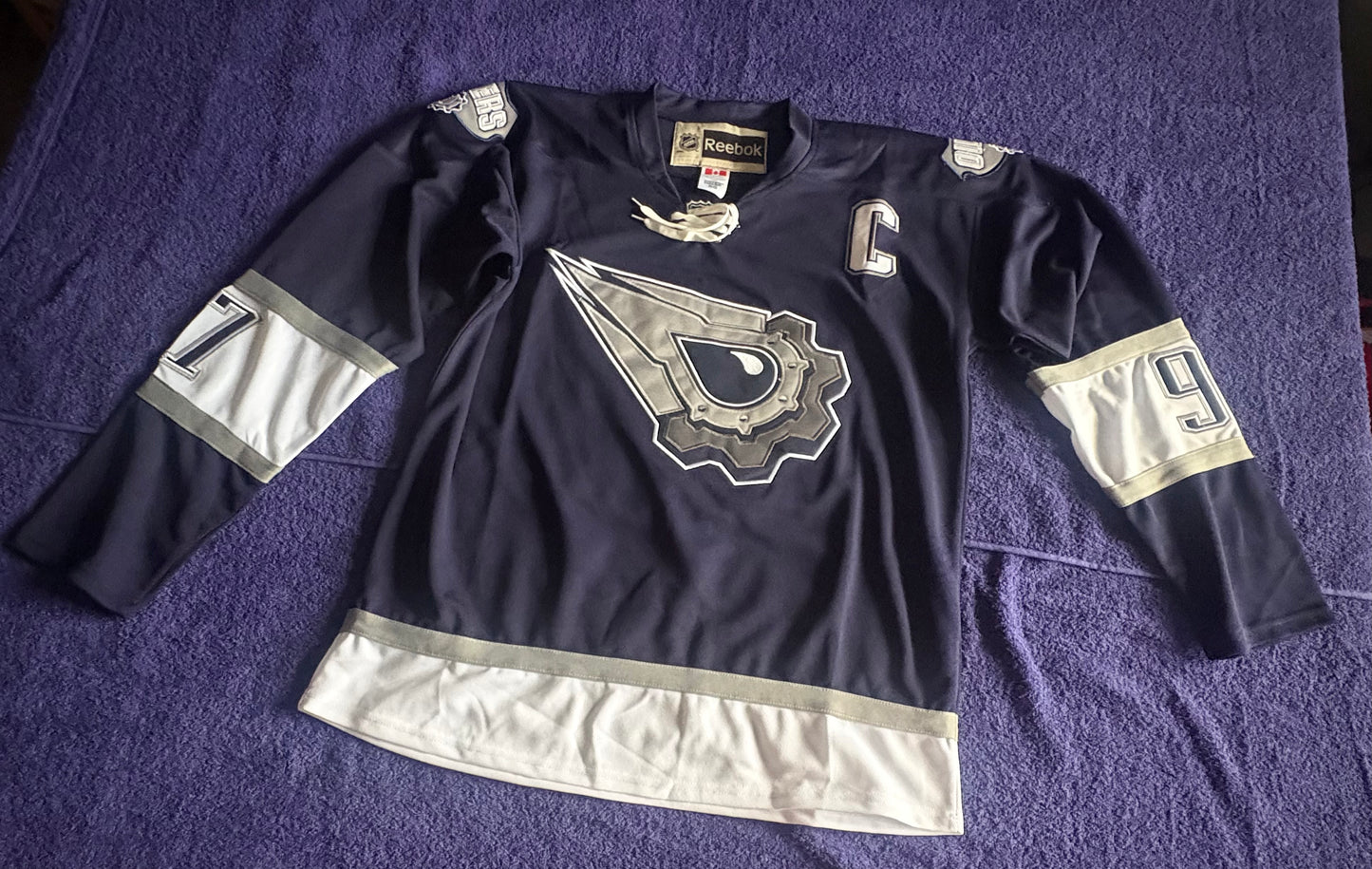 CCM Reebok Edmonton Oilers NHL Shirt Size 50 Mcdavid 97 C