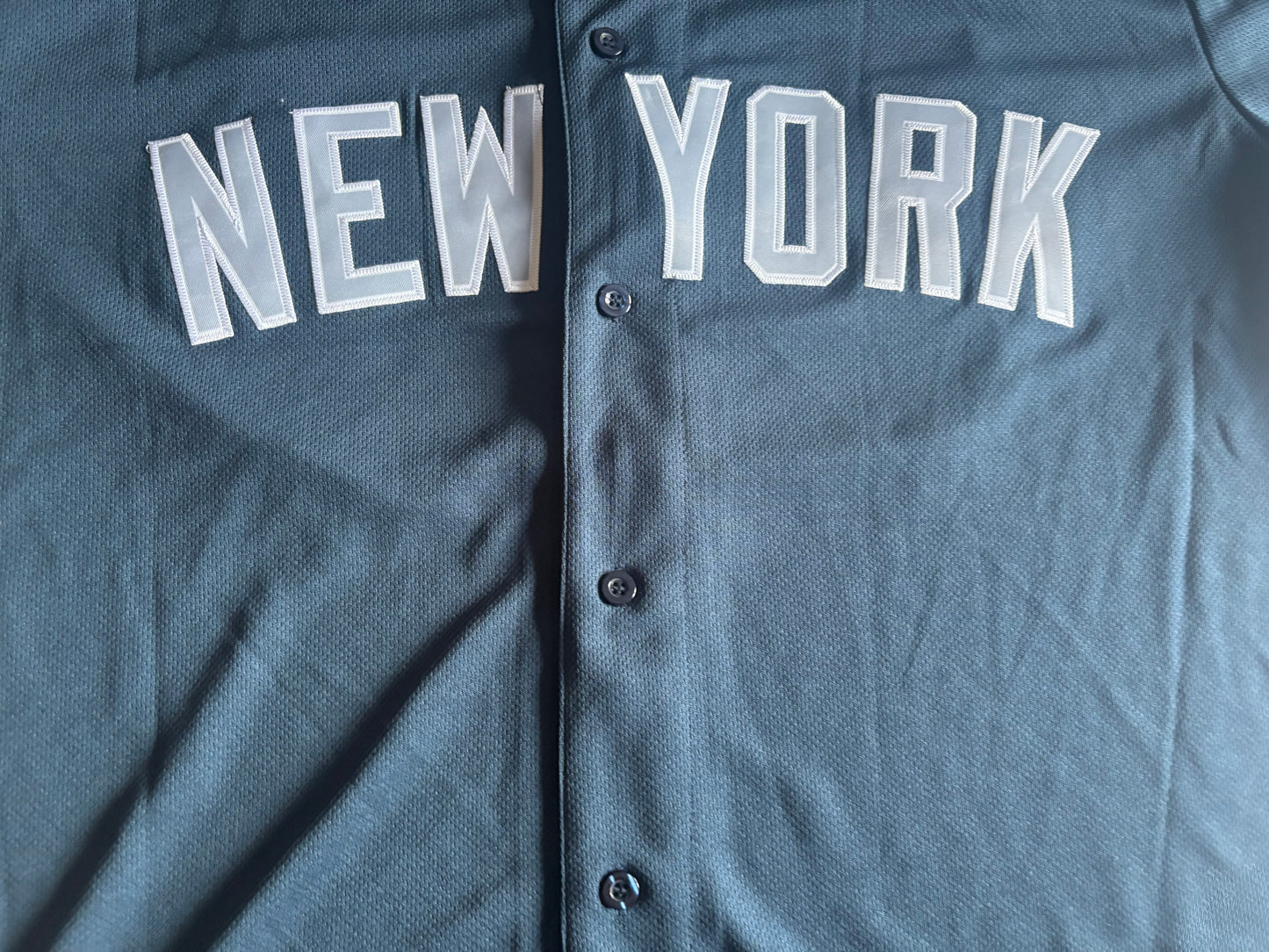 New York Yankees MLB Baseball Shirt Large Blue Judge 99