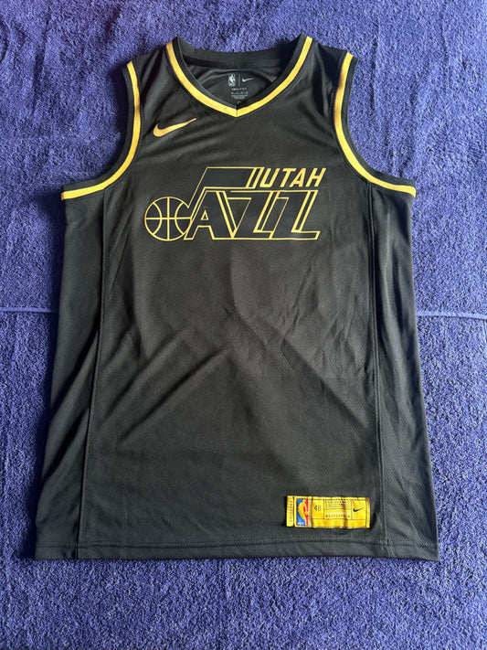 Utah Jazz Fan Retro NBA Basketball Vest Large Malone 32