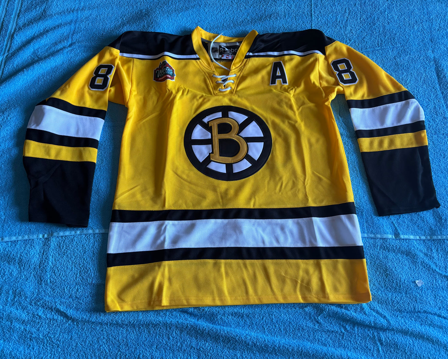Boston Bruins CCM Reebok Yellow & Black Pastrnak 88 Large