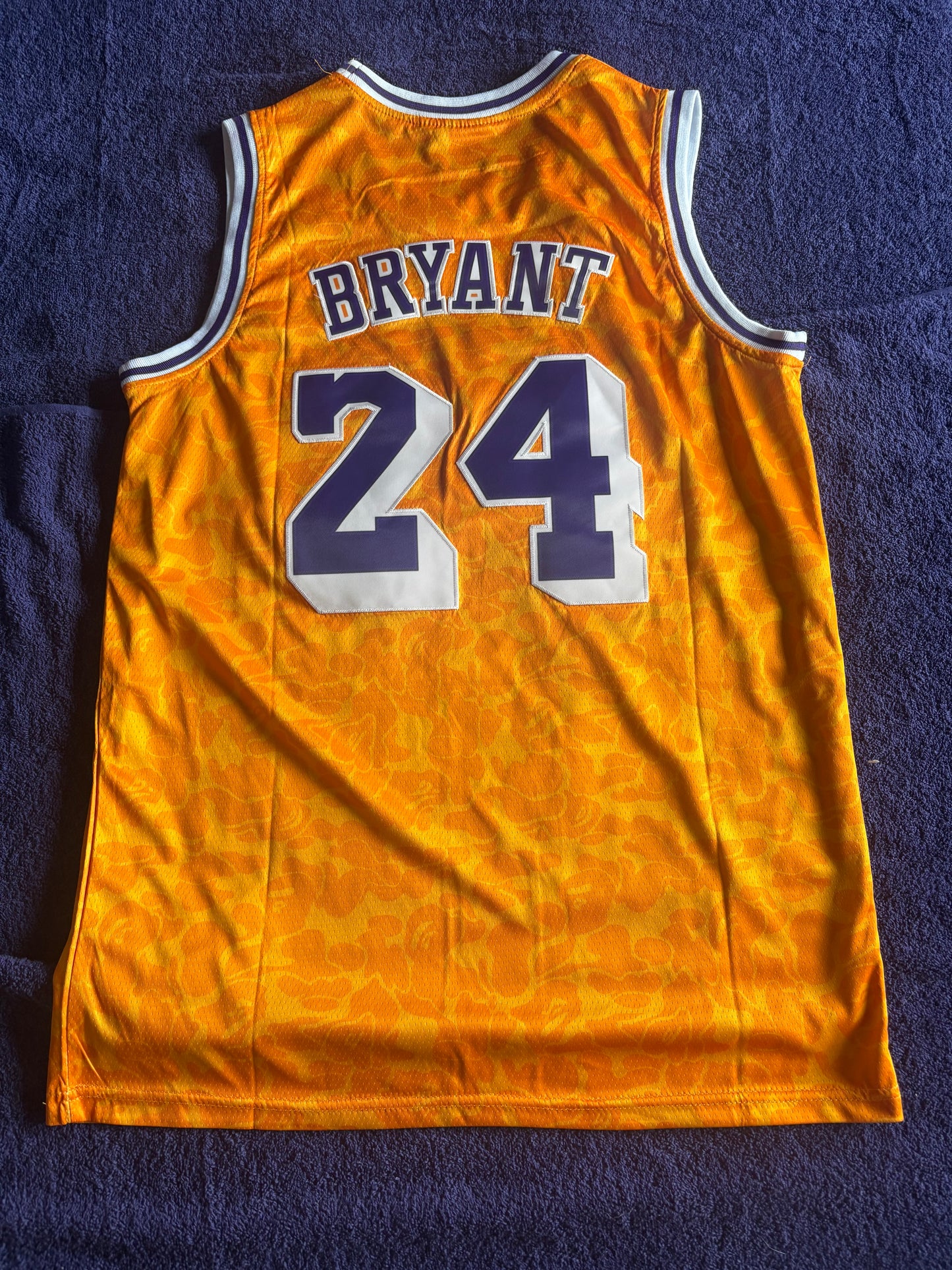 Los Angeles Lakers M&N NBA HardWood Classics Basketball Vest Large Bryant 24