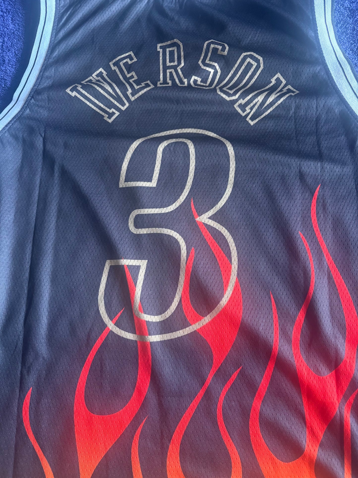 Philadelphian76ers NBA HardWood Classics Basketball Vest Large Iverson 3