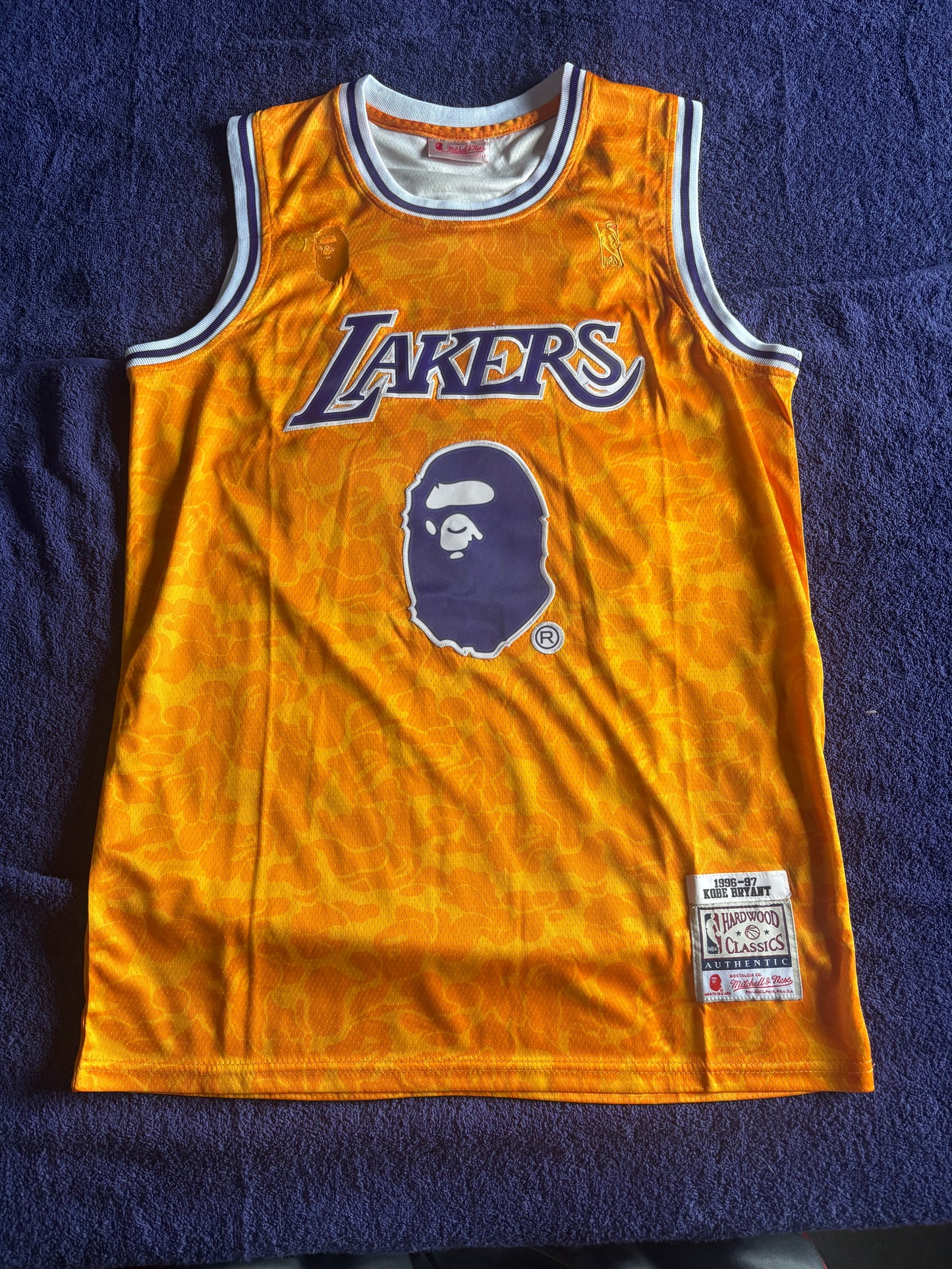 Los Angeles Lakers M&N NBA HardWood Classics Basketball Vest Large Bryant 24