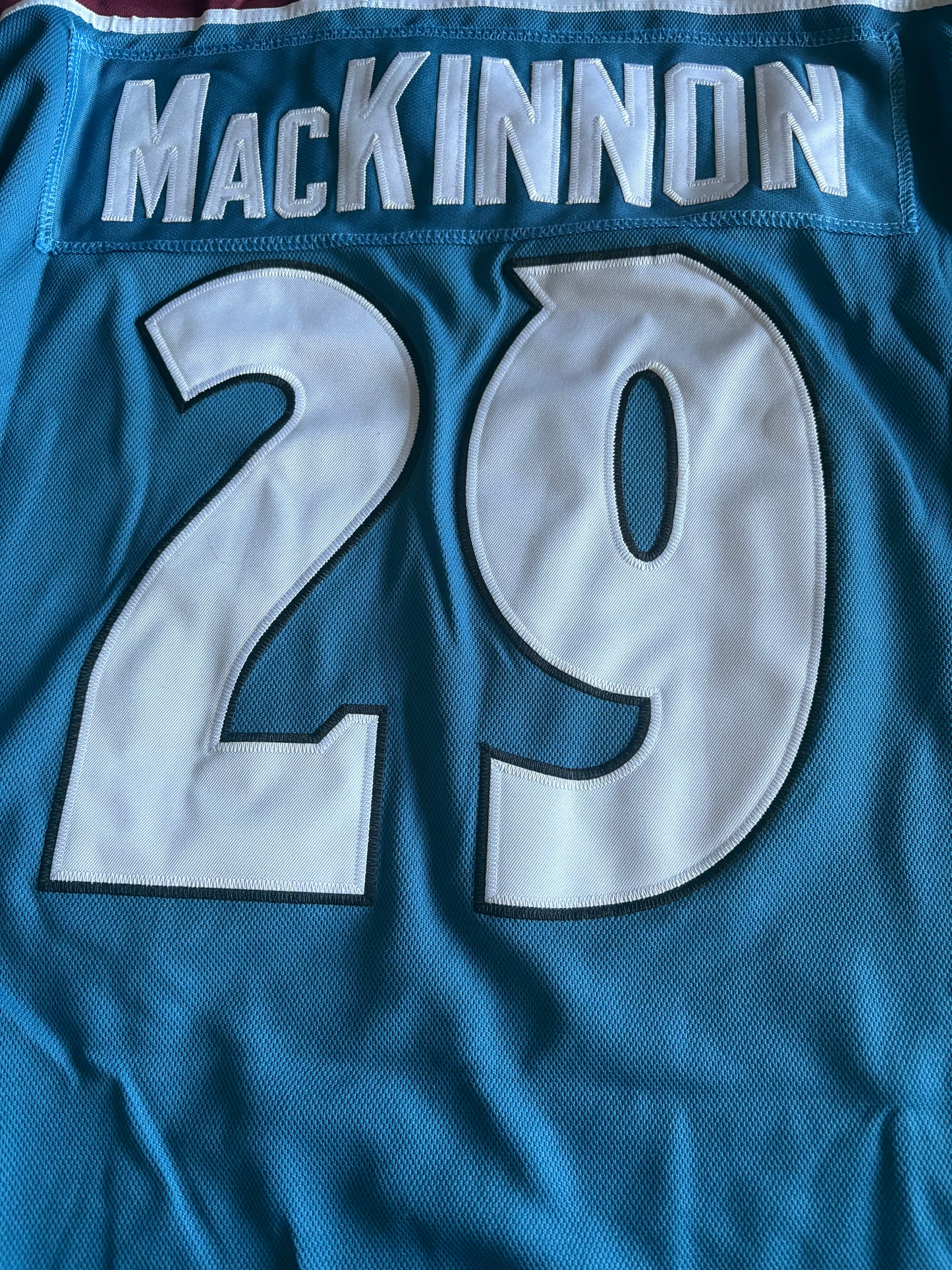 Colorado Avalanche Reebok CCM NHL Shirt Blue White Large MacKinnon 28 A