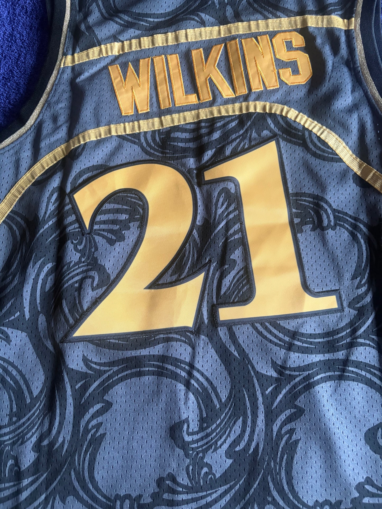 Atlanta Hawks M&N NBA HardWood Classics Basketball Vest Large Wilkins 21