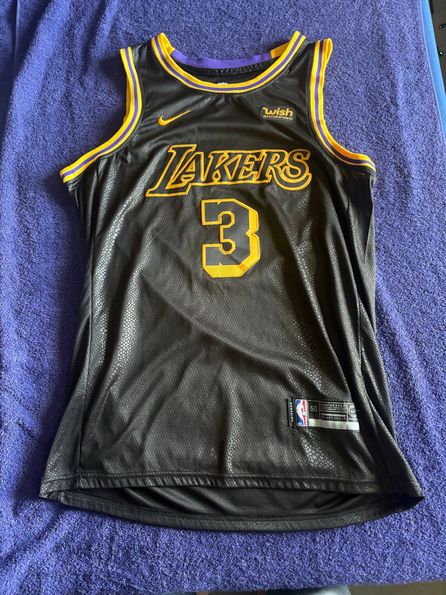 Los Angeles Lakers Basketball Vest Large Davis 3