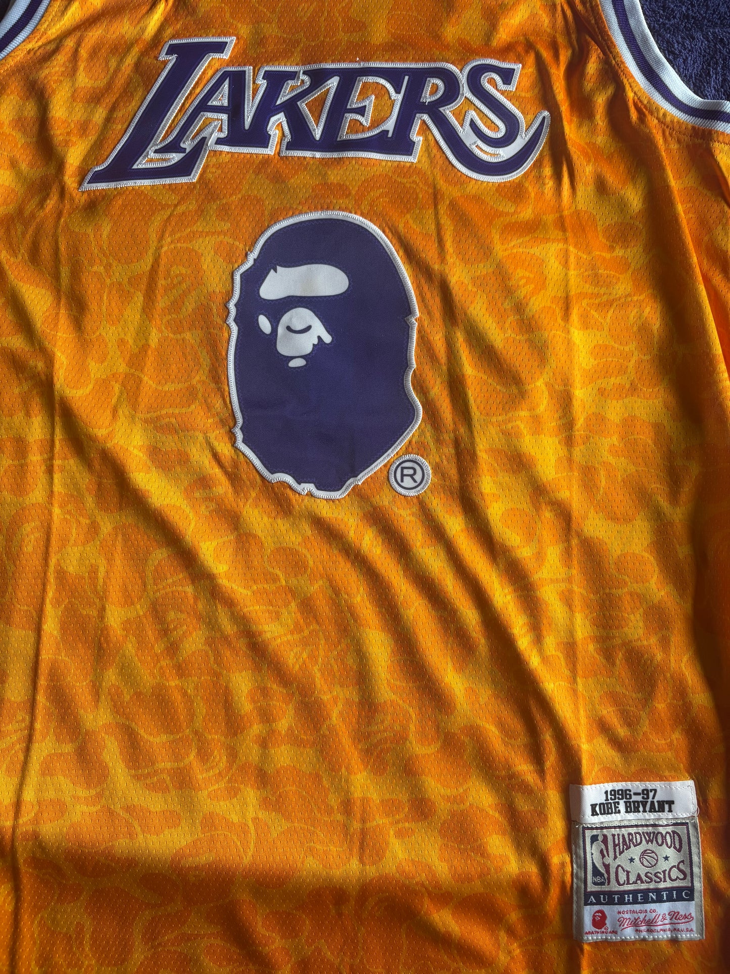 Los Angeles Lakers M&N NBA HardWood Classics Basketball Vest Large Bryant 24