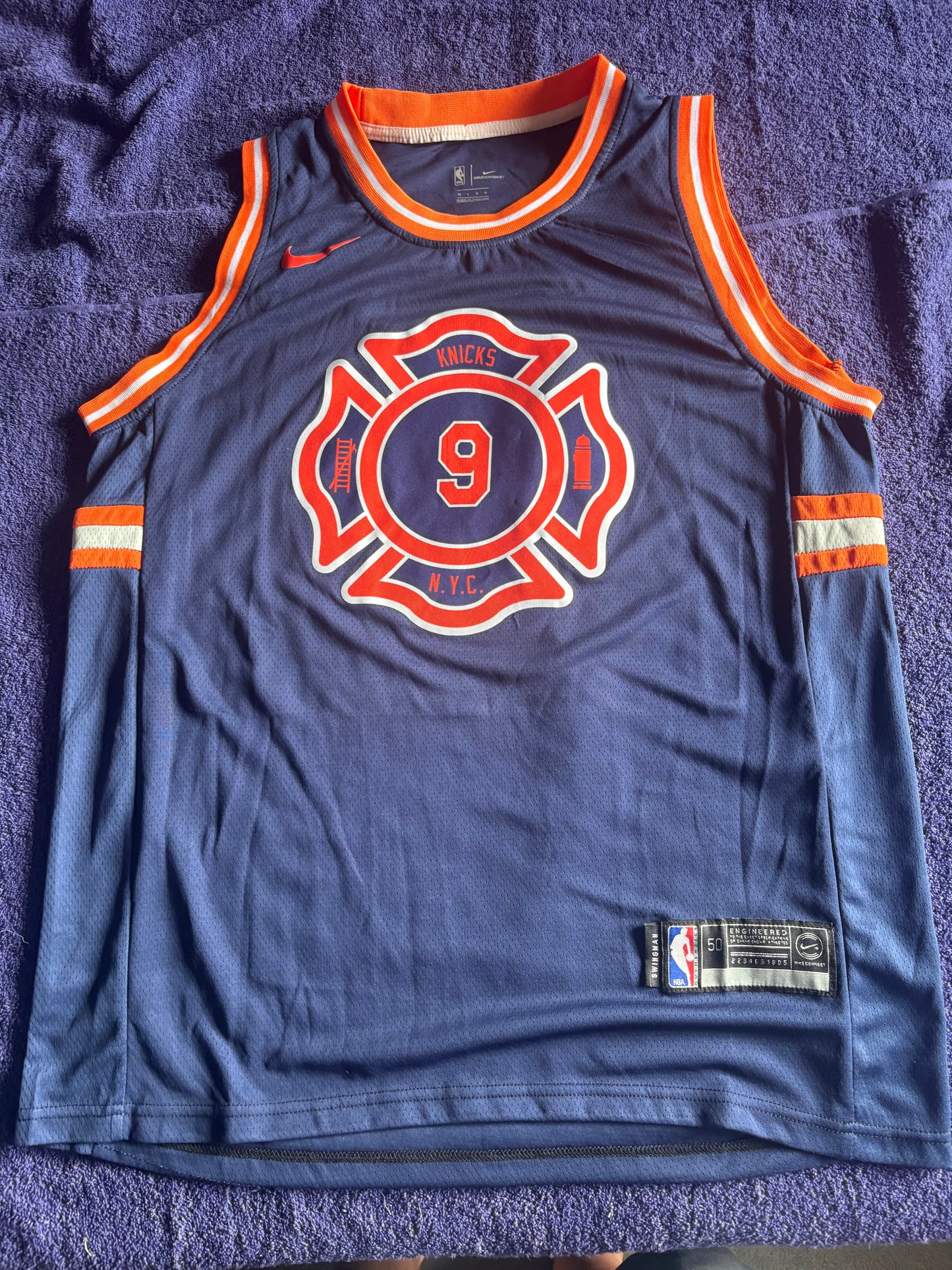 New York Knicks FDNY Fan Retro Barrett 9 Basketball Vest Size 50