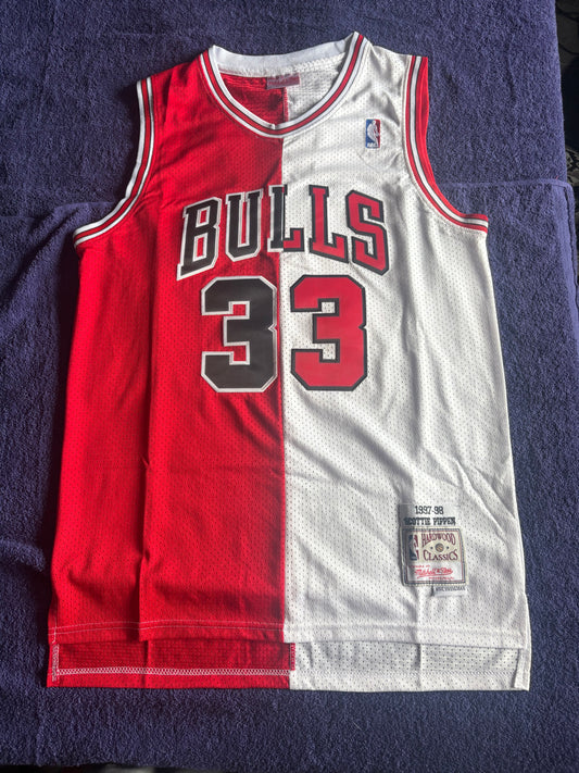 Retro 1/2& 1/2 Chicago Bulls Pippen Basketball Vest Large Black, Red & White 33