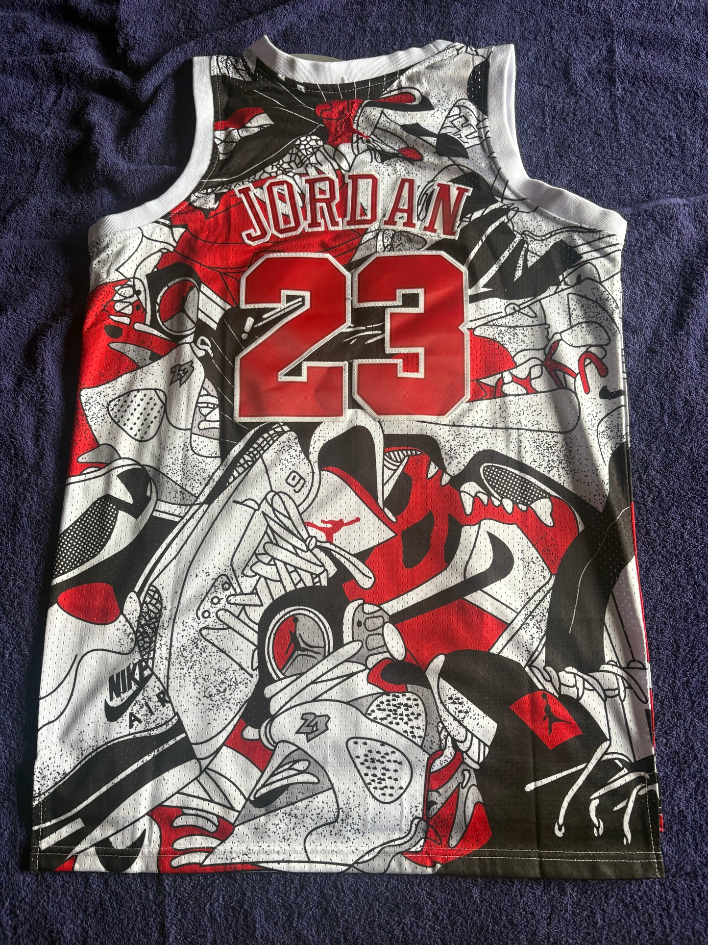 Chicago Bulls Fan RetroNBA Basketball Vest Jordan 23 Large