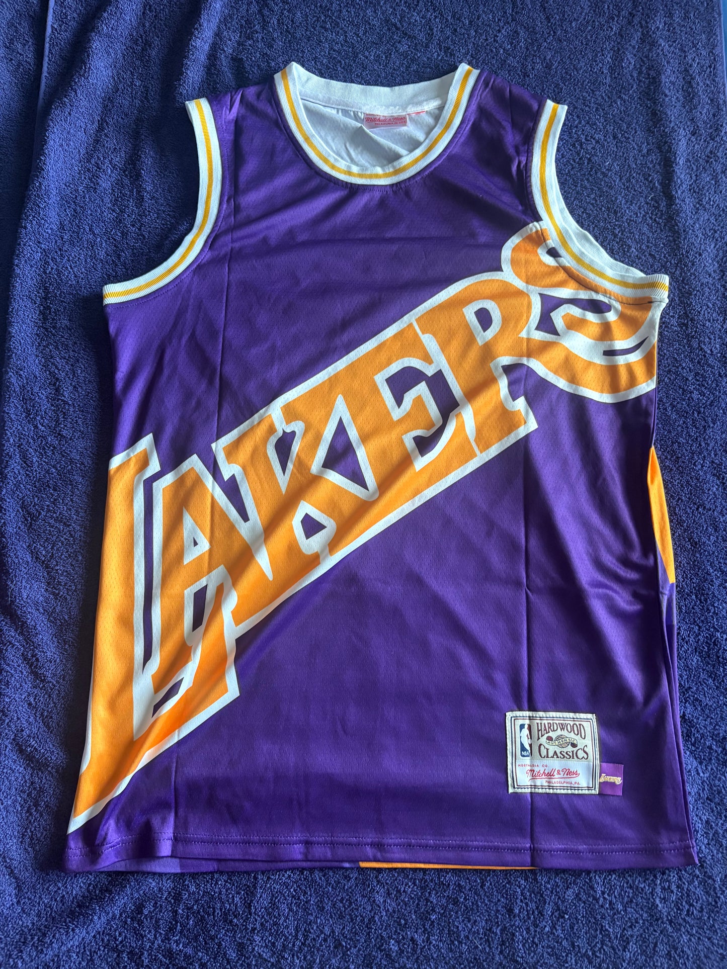 Los Angeles Lakers M&N NBA HardWood Classics Basketball Vest Large Bryant 24