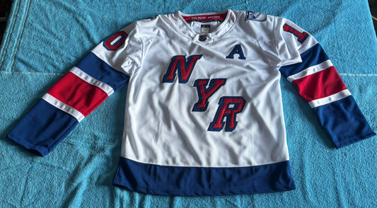 New York Rangers NHL Shirt Size 52 Panarin 10 A White