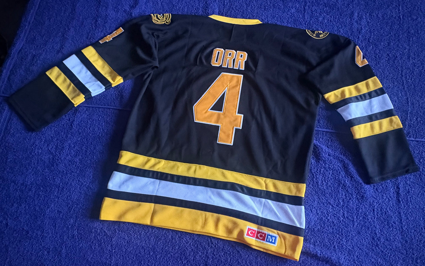 CCM Heroes of Hockey Boston Bruins NHL Hockey Shirt Size 50 Orr 4 A