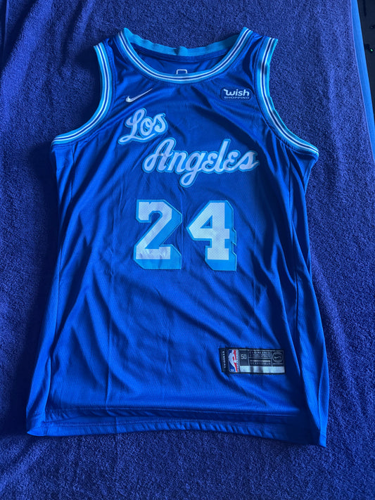 Los Angeles Lakers Basketball Vest Large Bryant 24