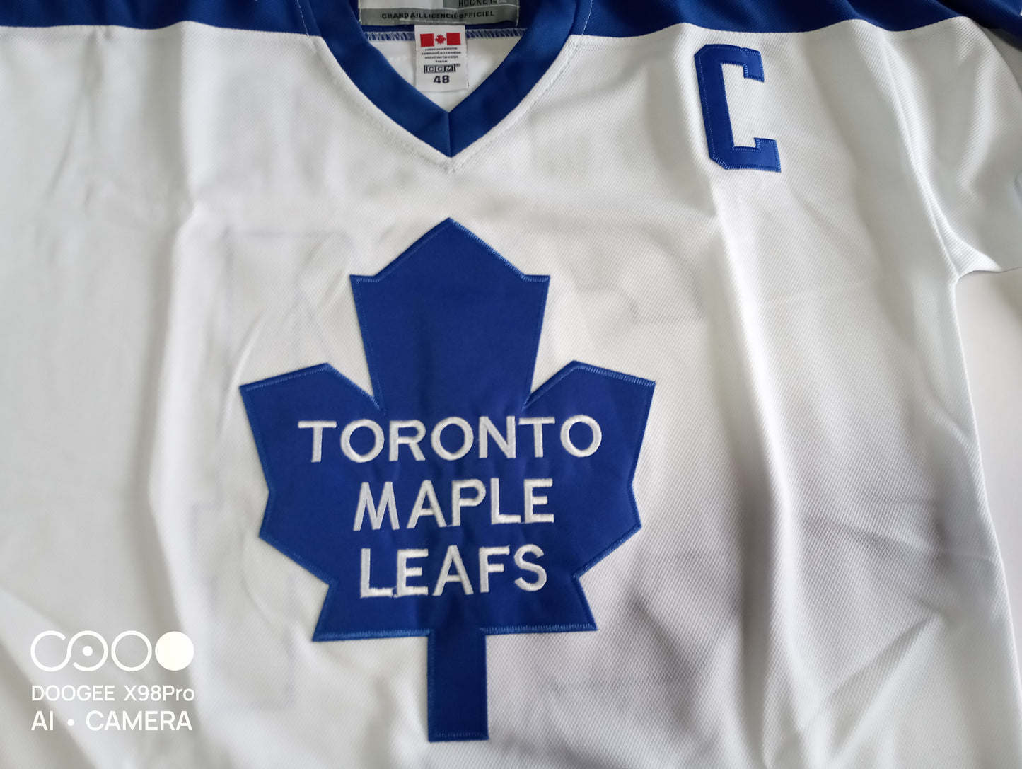 Toronto Maple Leafs CCM NHL Shirt Blue White Size 48 Matthews 34 C