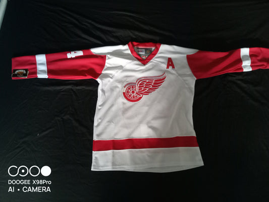 CCM Detroit Red Wings Federov Shirt White Large