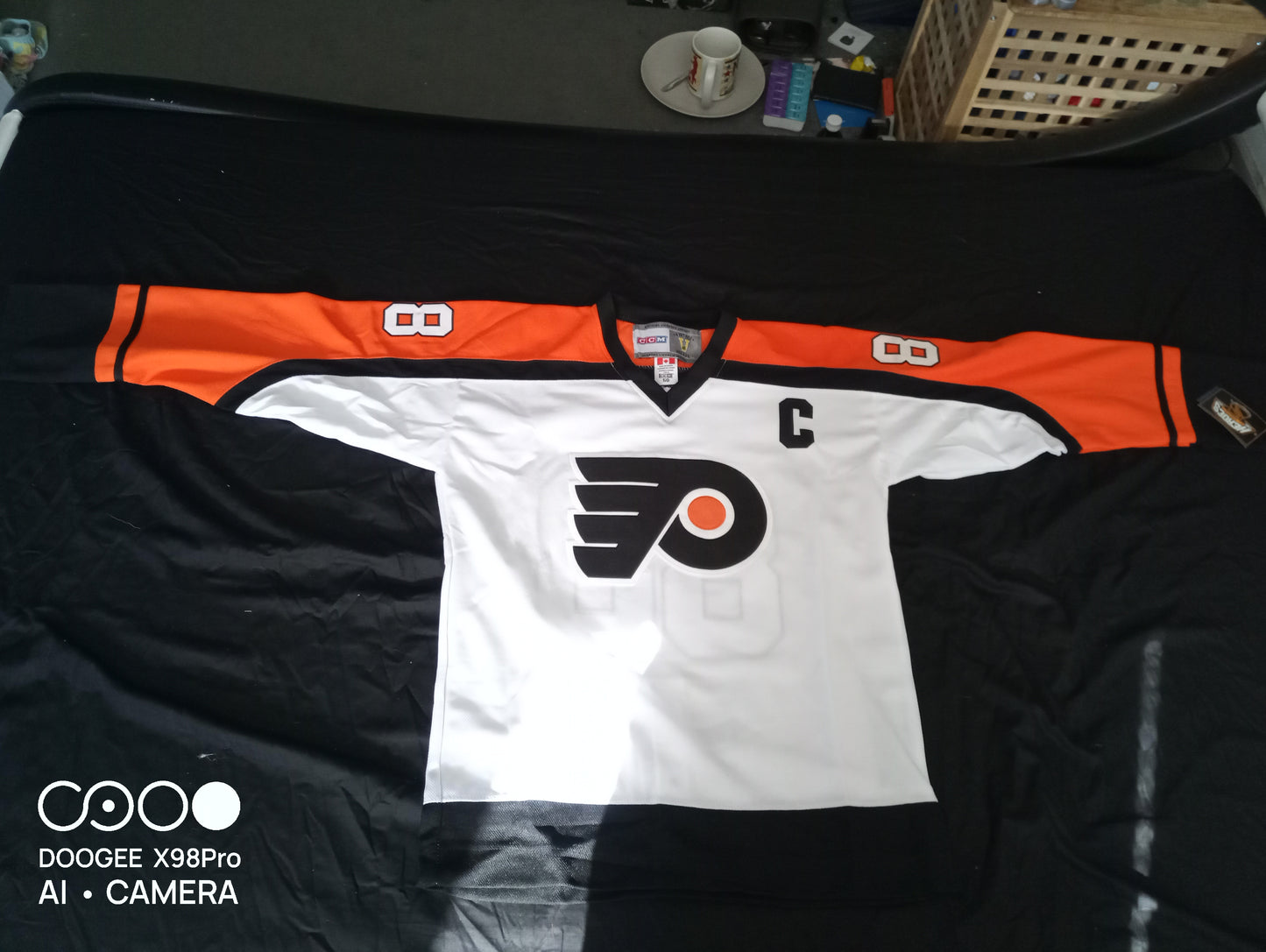 CCM Philadelphia Flyers Lindros Shirt White Large