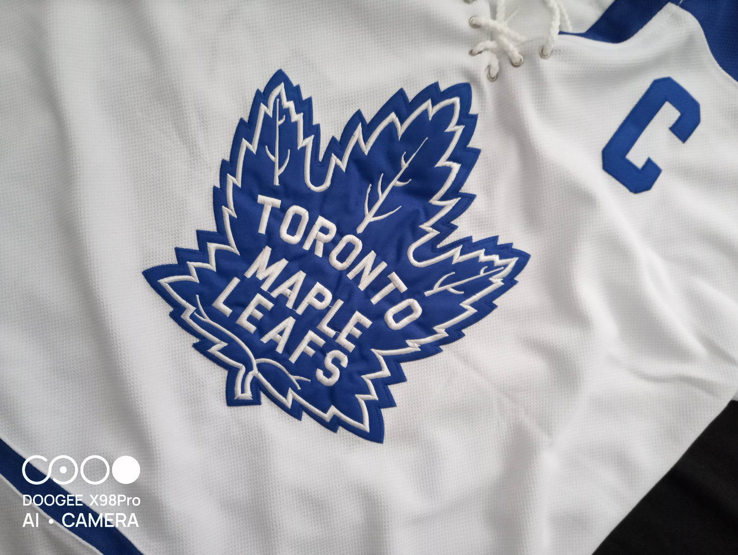 CCM Toronto Maple Leafs Clark Shirt Blue Large