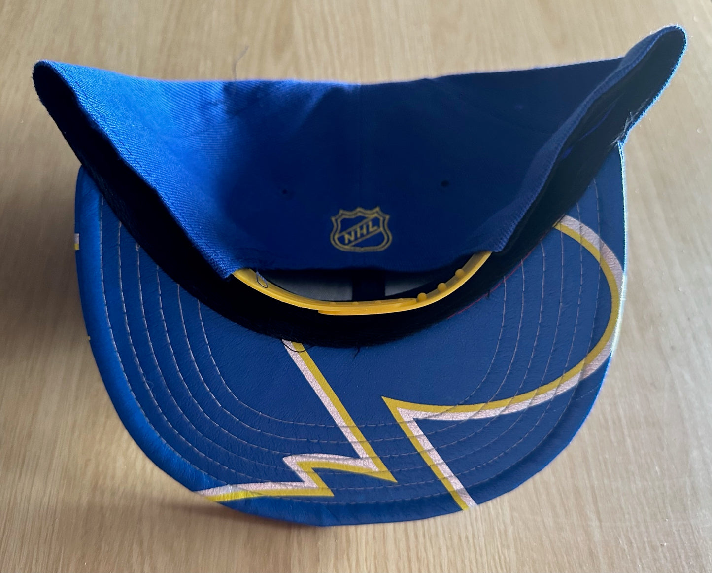 St Louis Blues NHL SnapBack Baseball Cap Multicolour New With Sticker