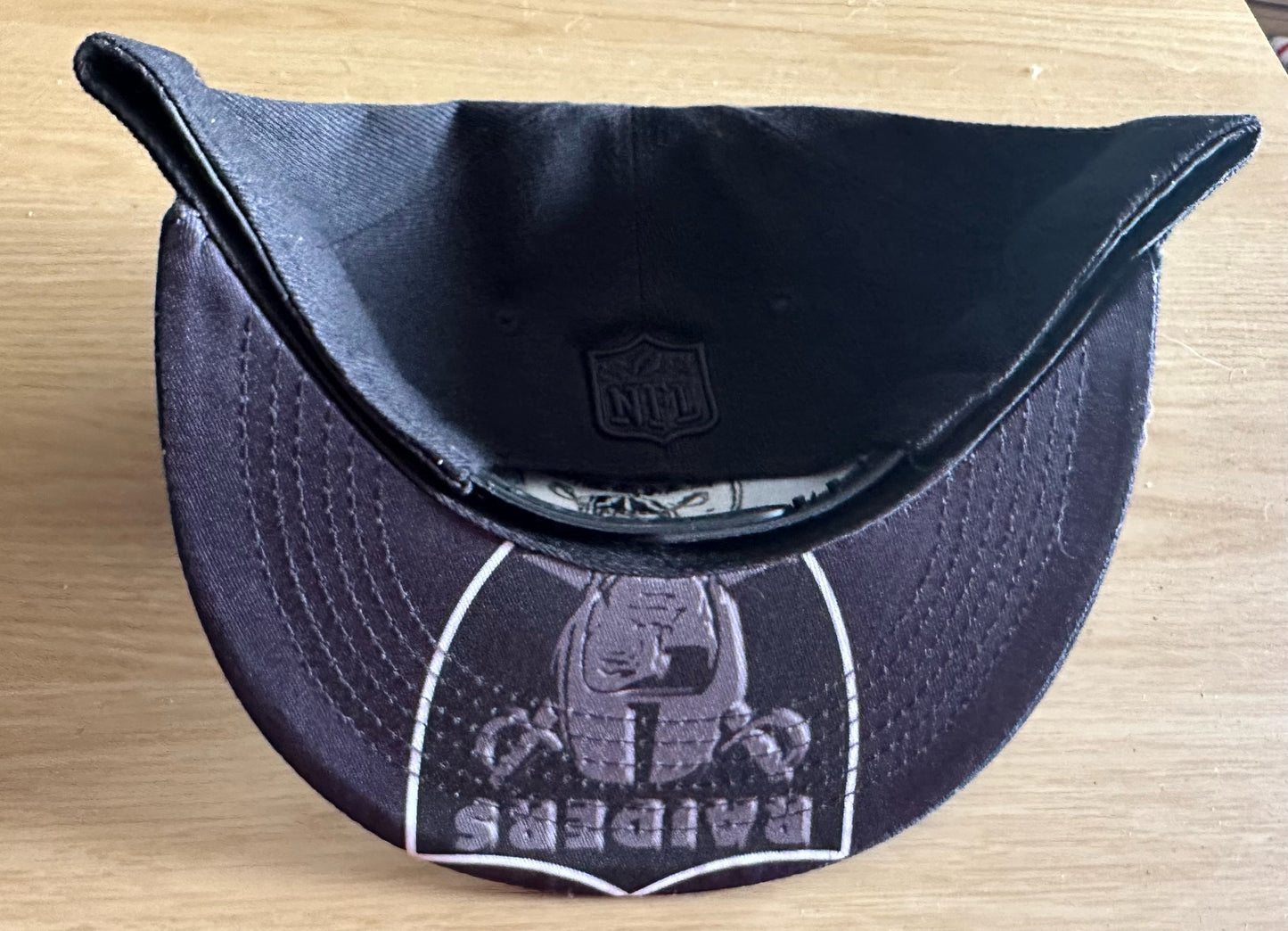 Las Vegas Raiders NFL SnapBack Baseball Cap Multicolour New With Sticker