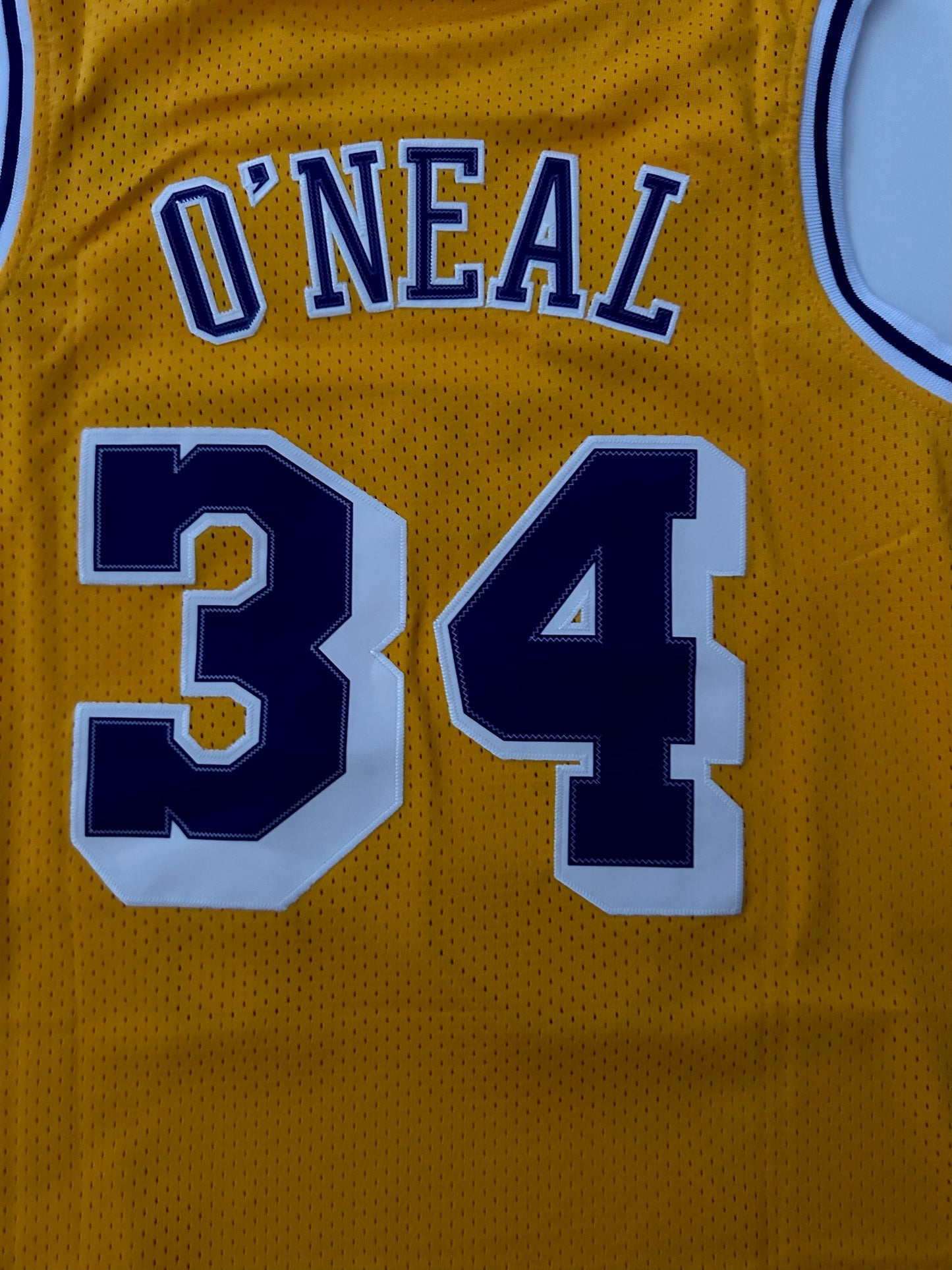 Los Angeles LA Lakers NBA Hardwood Classics Basketball Vest Large O'Neal 34 Yellow